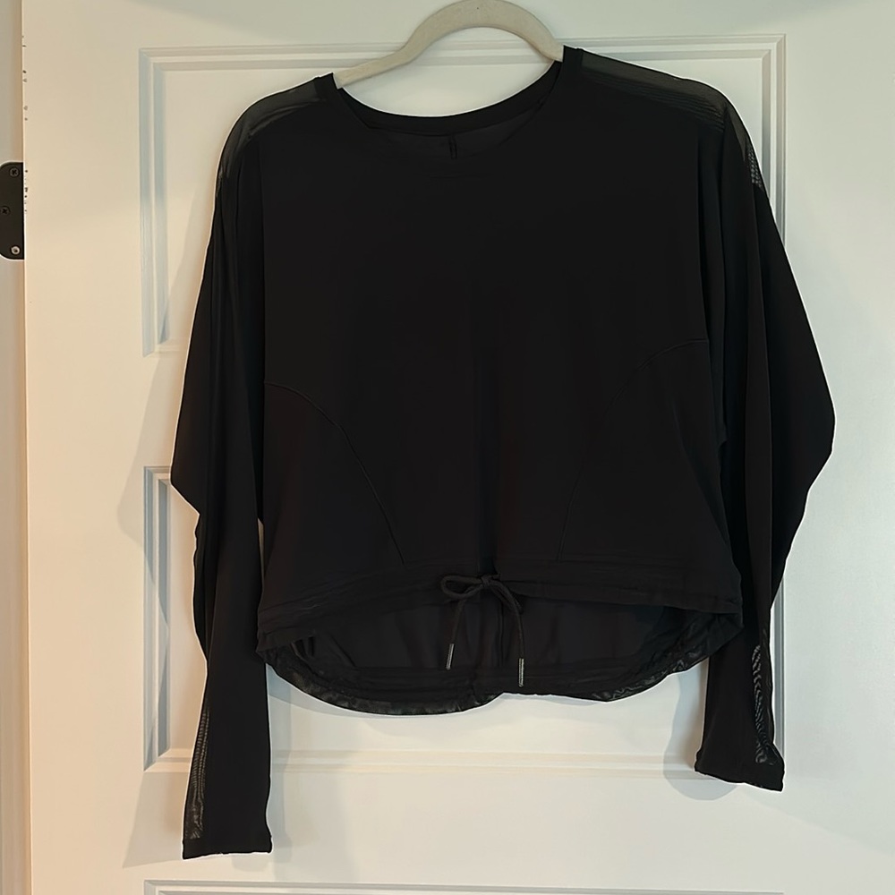EUC Lululemon Semi Sheer Black Cropped Top